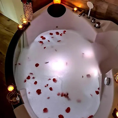 Apartmán Jacuzzi Przemyska *